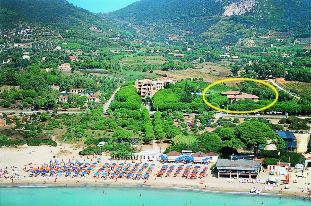 Residence Golfo Della Lacona Exterior foto