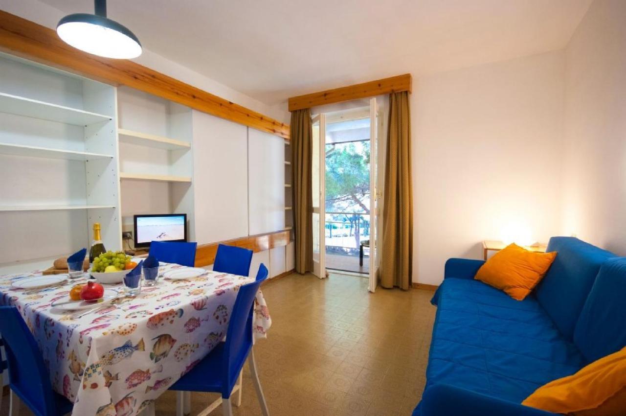 Residence Golfo Della Lacona Exterior foto